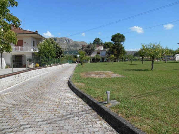 casa indipendente in vendita a Cassino