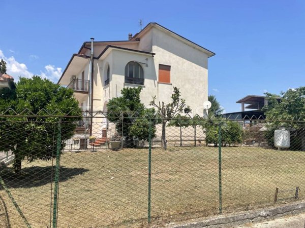 casa indipendente in vendita a Cassino in zona Sant'Antonino