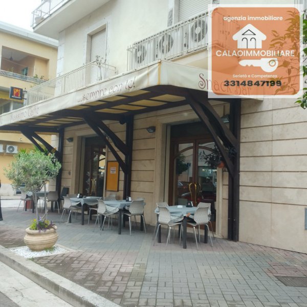 negozio in vendita a Cassino