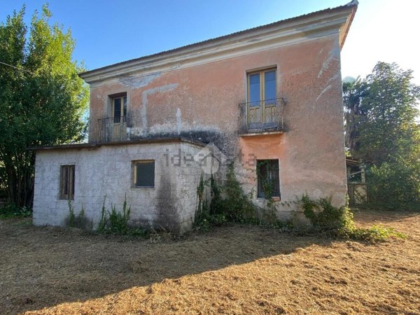 quadrivano in vendita a Cassino in zona Sant'Angelo in Theodice