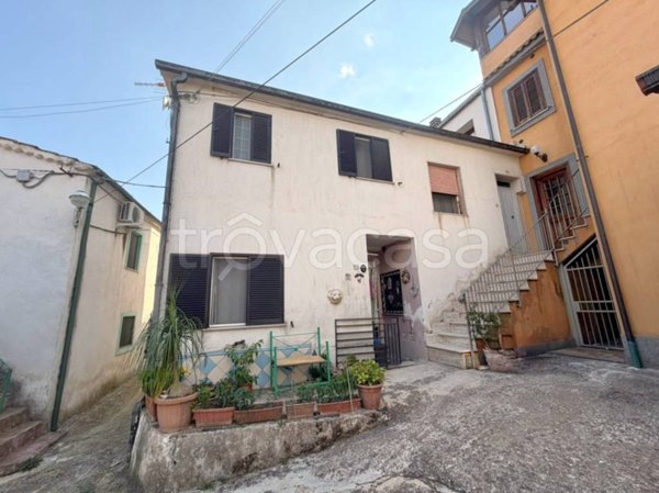 appartamento in vendita a Cassino in zona Caira