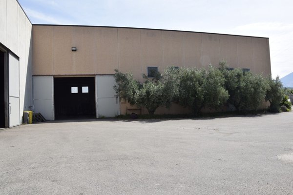 locale di sgombero in vendita a Cassino in zona Sant'Antonino