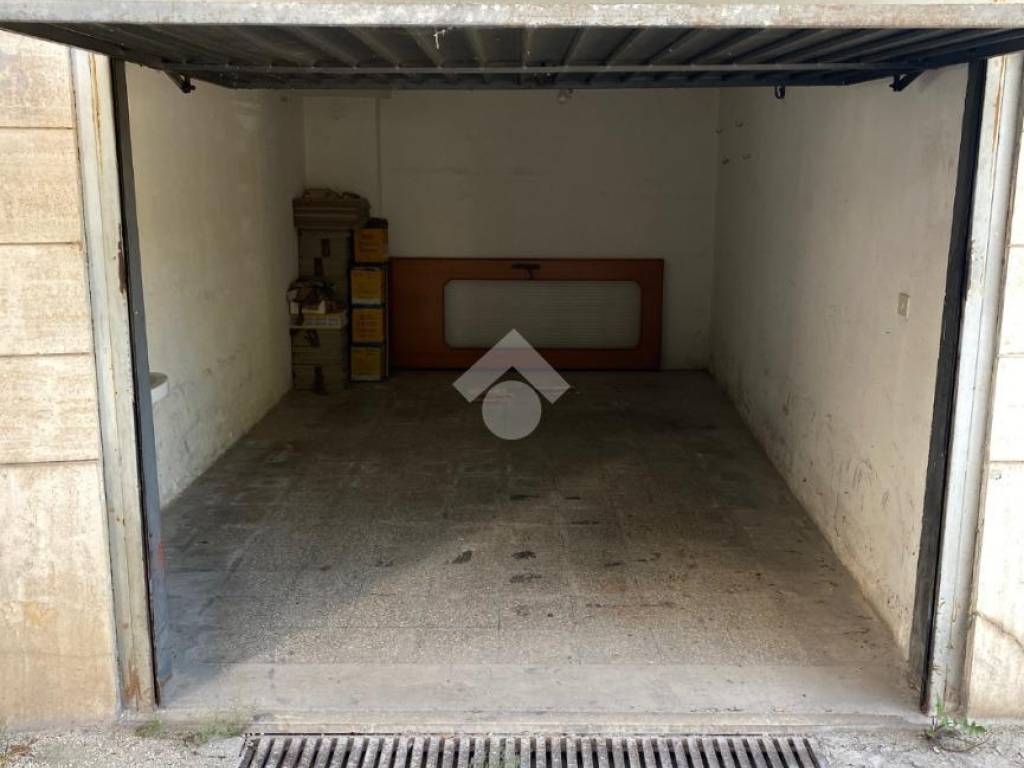 box auto in vendita a Cassino