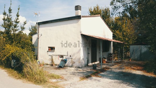 casa indipendente in vendita a Cassino in zona Sant'Antonino