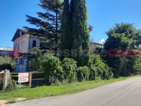 intera palazzina in vendita a Castelliri