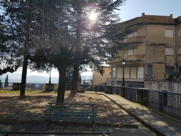 casa indipendente in vendita a Castelliri