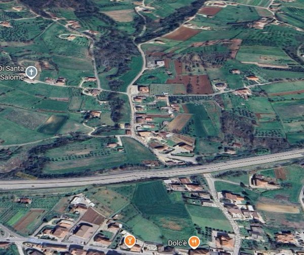 casa indipendente in vendita a Castelliri