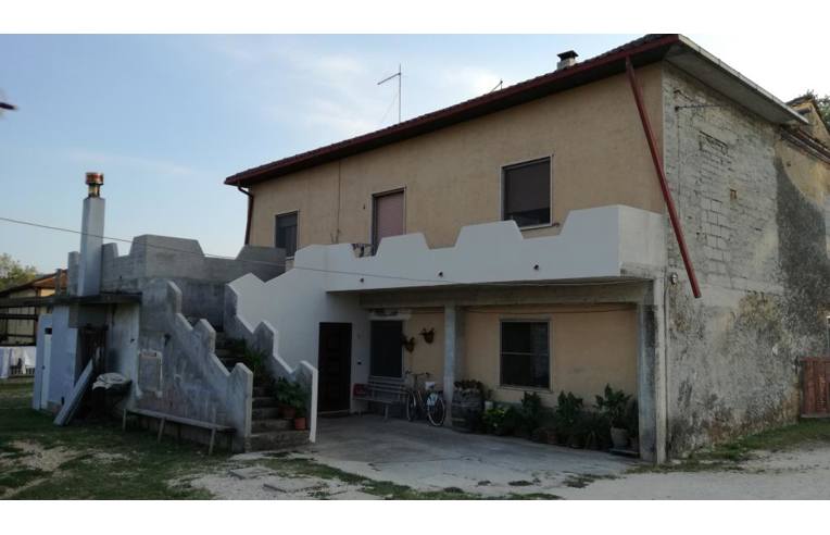 casa indipendente in vendita a Castelliri