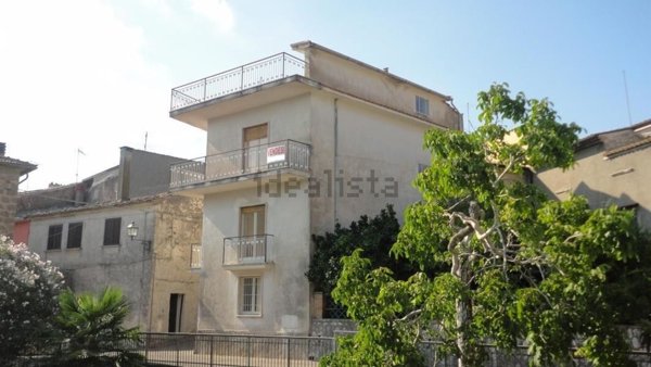 casa indipendente in vendita a Castelnuovo Parano