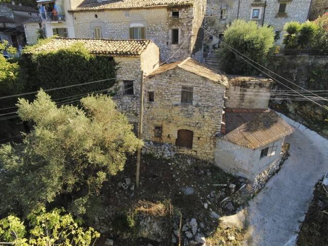casa indipendente in vendita a Castelnuovo Parano