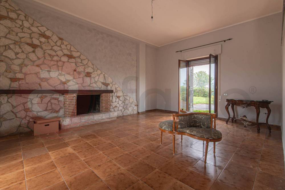 casa indipendente in vendita a Castrocielo
