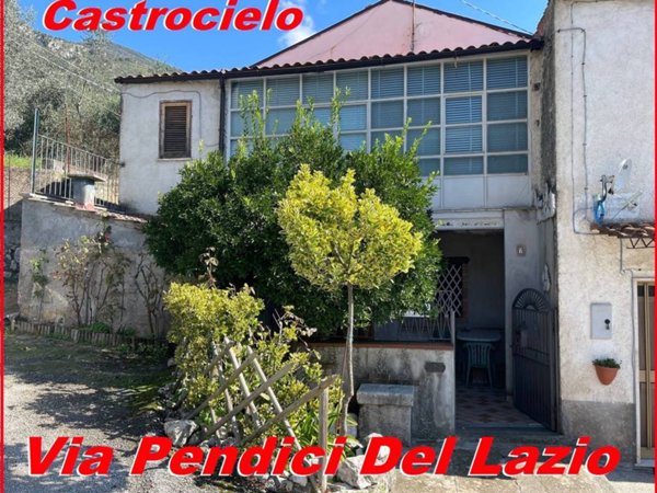 casa indipendente in vendita a Castrocielo