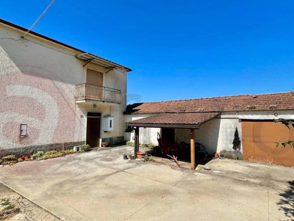 casa indipendente in vendita a Castrocielo