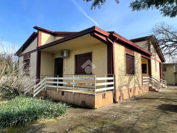 casa indipendente in vendita a Castrocielo