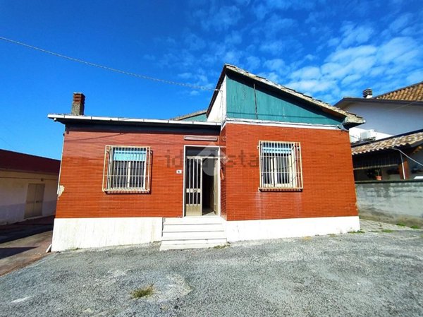 casa indipendente in vendita a Castrocielo