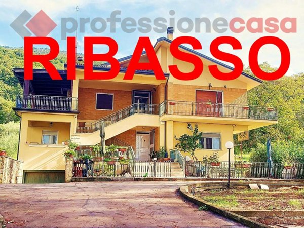 casa indipendente in vendita a Castrocielo
