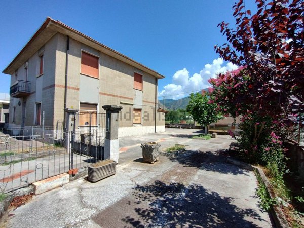 casa indipendente in vendita a Castrocielo