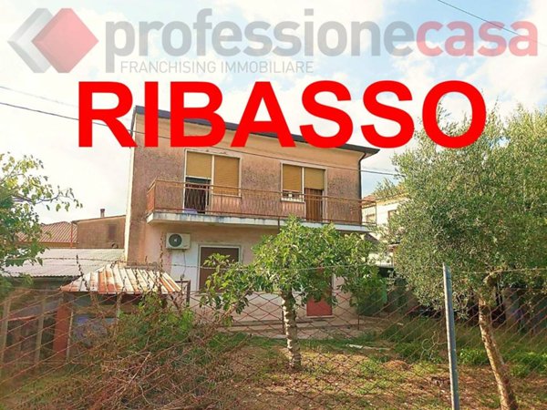 casa indipendente in vendita a Castrocielo