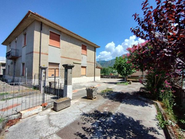 casa indipendente in vendita a Castrocielo