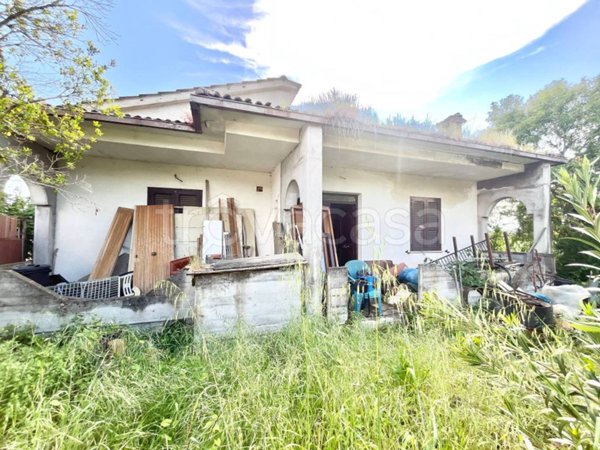 casa indipendente in vendita a Castrocielo