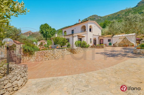 casa indipendente in vendita a Castrocielo