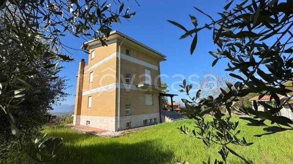 casa indipendente in vendita a Castrocielo