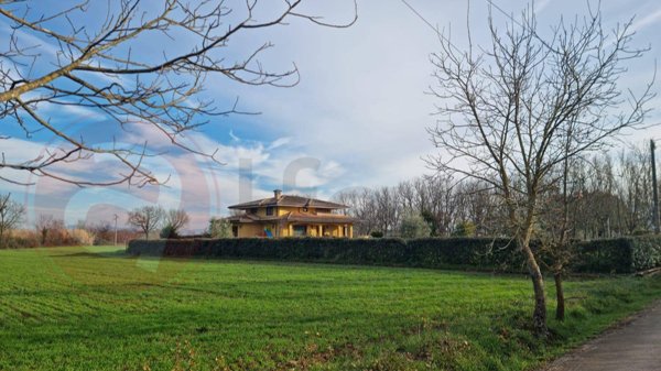 casa indipendente in vendita a Castrocielo