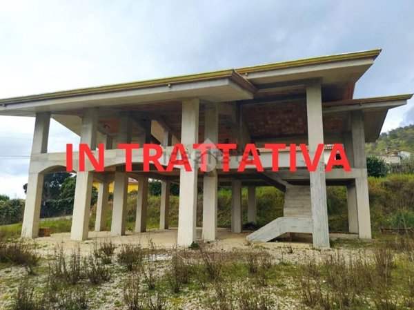 casa indipendente in vendita a Castrocielo
