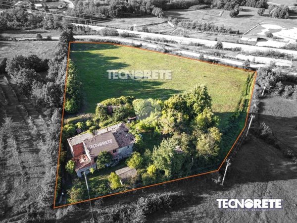 casa indipendente in vendita a Castro dei Volsci