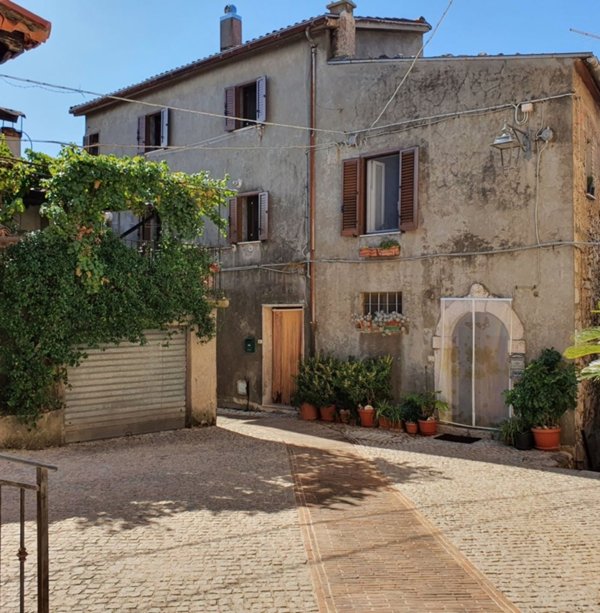 appartamento in vendita a Castro dei Volsci
