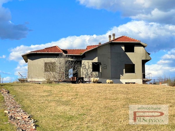 casa indipendente in vendita a Castro dei Volsci in zona Madonna del Piano