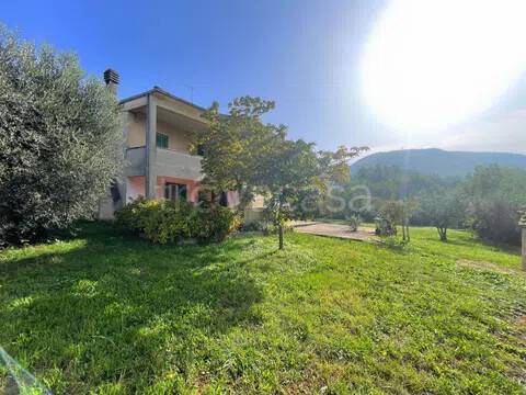 casa indipendente in vendita a Castro dei Volsci in zona Madonna del Piano