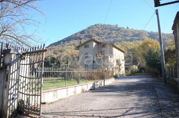 casa indipendente in vendita a Castro dei Volsci in zona Madonna del Piano