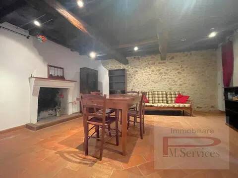 appartamento in vendita a Castro dei Volsci in zona Madonna del Piano