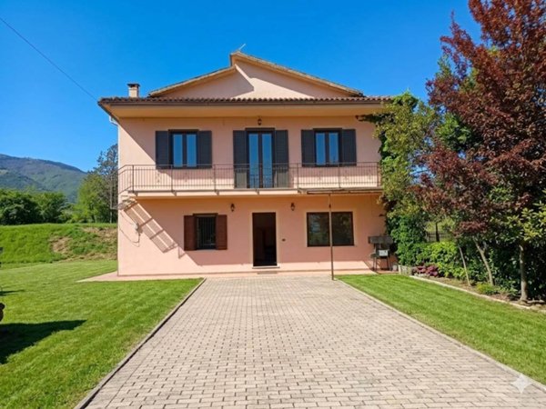 casa indipendente in vendita a Castro dei Volsci