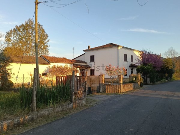casa indipendente in vendita a Castro dei Volsci