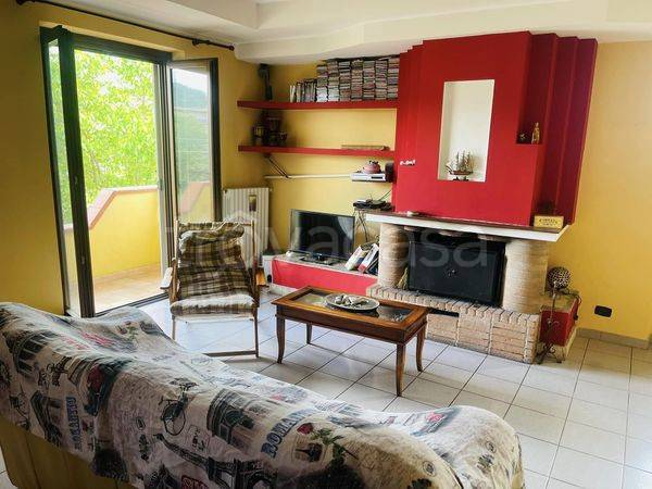 casa indipendente in vendita a Ceccano
