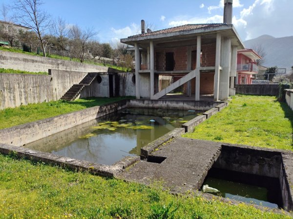 casa indipendente in vendita a Ceccano