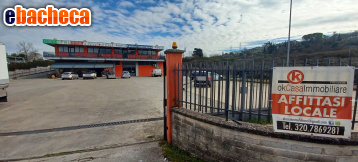 locale commerciale in vendita a Ceccano