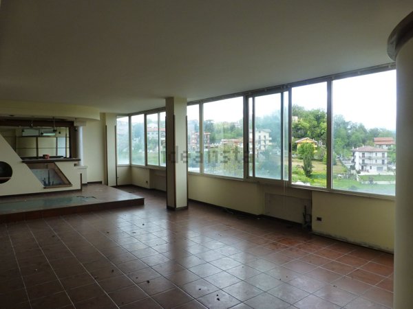 casa indipendente in vendita a Ceccano