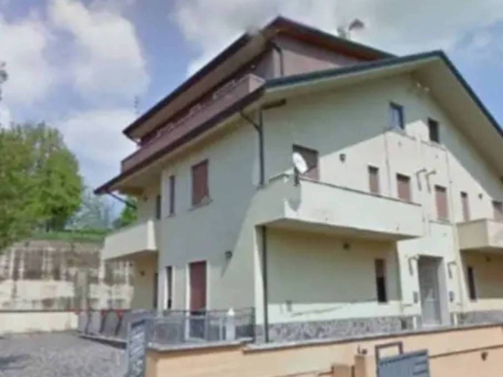 intera palazzina in vendita a Ceccano