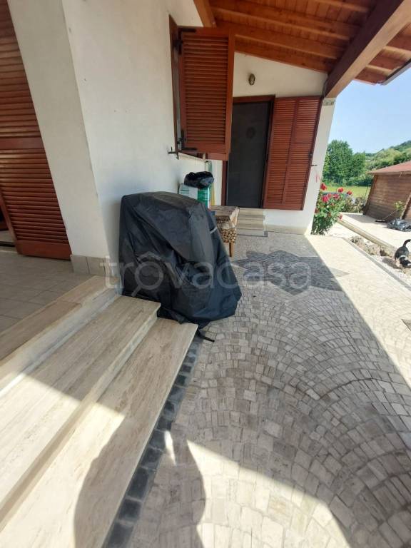 casa indipendente in vendita a Ceccano