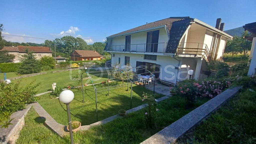 casa indipendente in vendita a Ceccano