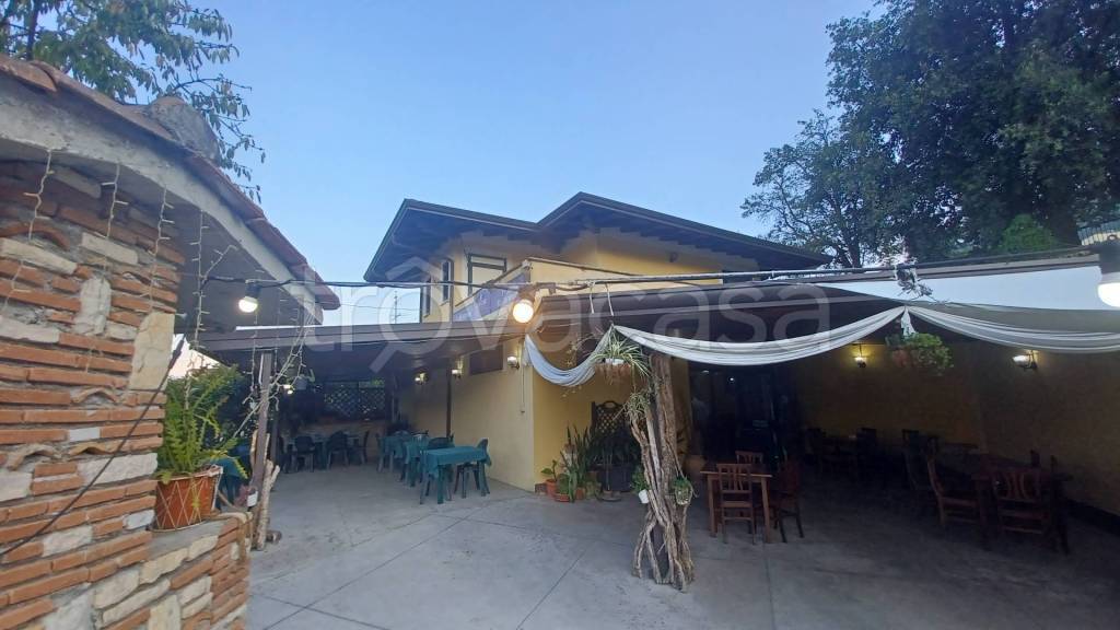 casa indipendente in vendita a Ceccano