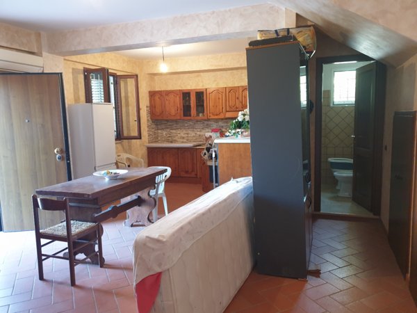 casa indipendente in vendita a Ceccano
