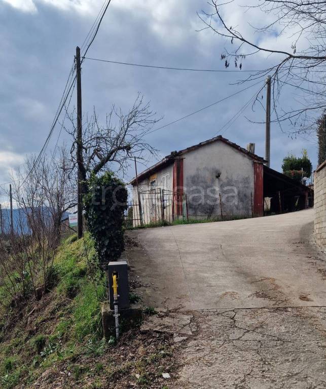 casa indipendente in vendita a Ceccano