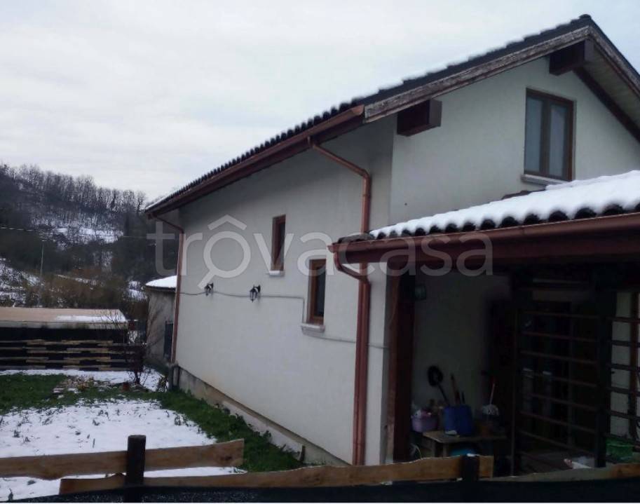 casa indipendente in vendita a Ceccano