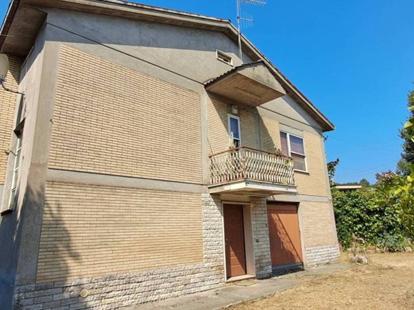 casa indipendente in vendita a Ceccano