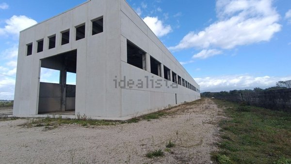 capannone in vendita a Ceccano