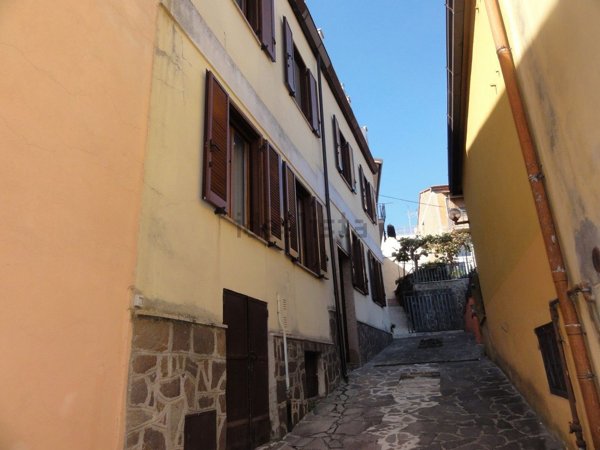 casa semindipendente in vendita a Ceccano